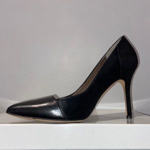 Worn Once - Pristine/Classic Leather/Fur Size 6.5 Heels